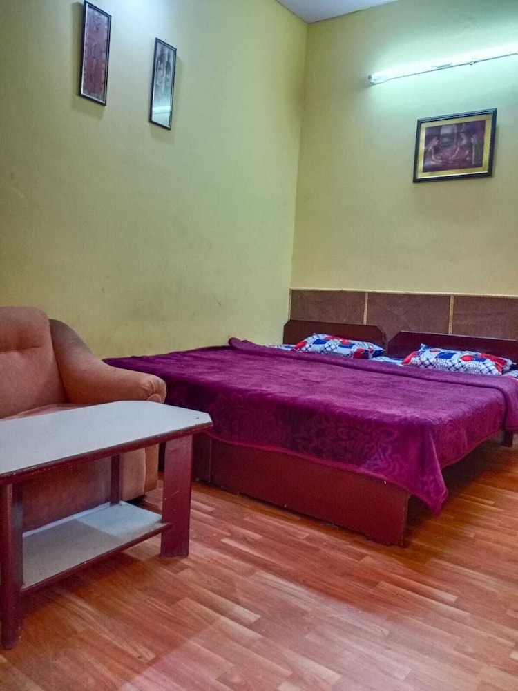HOTEL RAJ BED AND BREAKFAST 13/36
