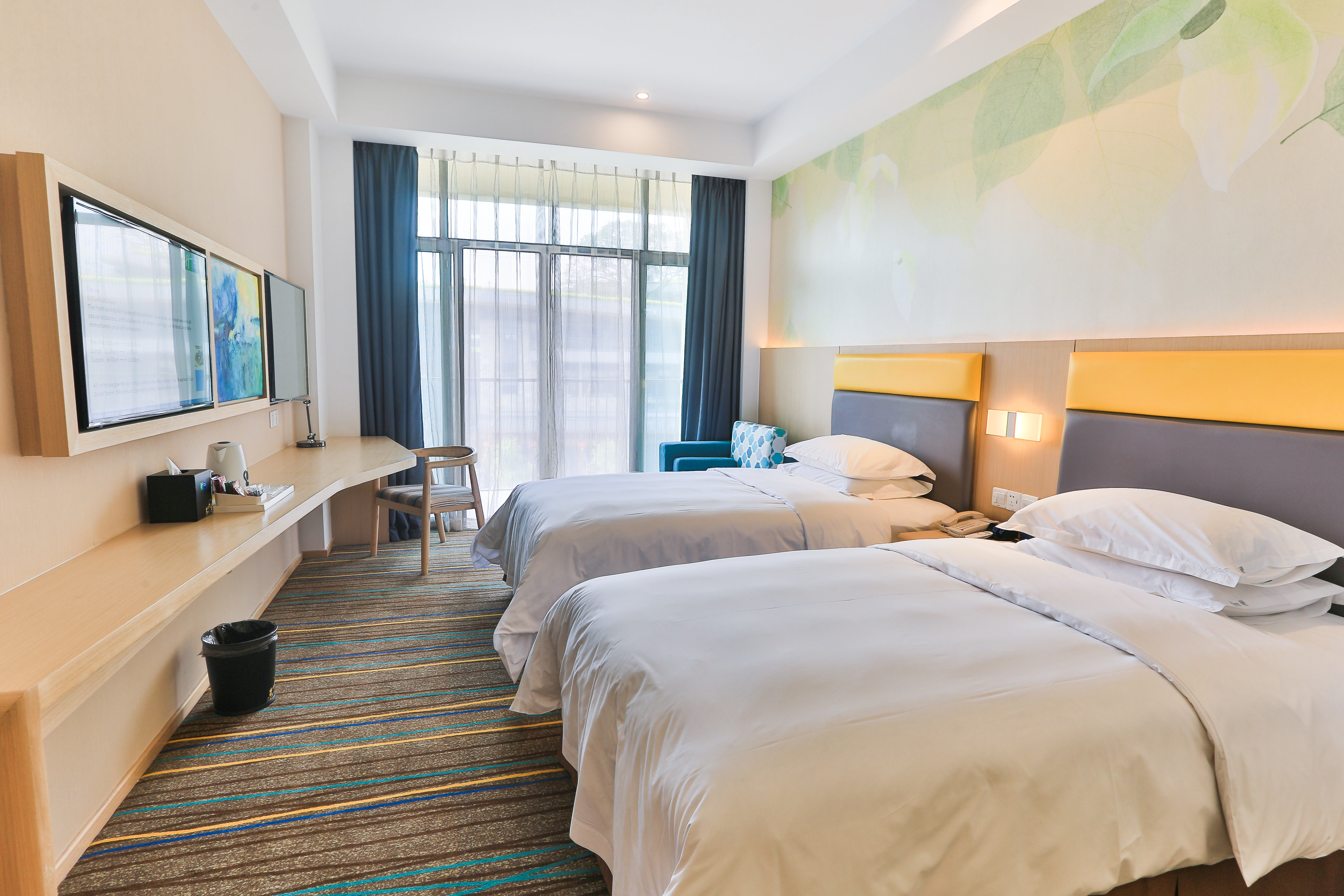 HOLIDAY INN EXPRESS EMEI MOUNTAIN 23/69