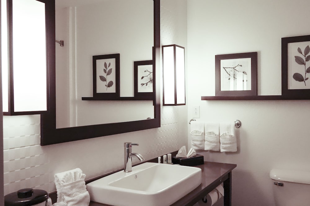 Comfort Inn & Suites Slidell - New Orleans Area 14/18