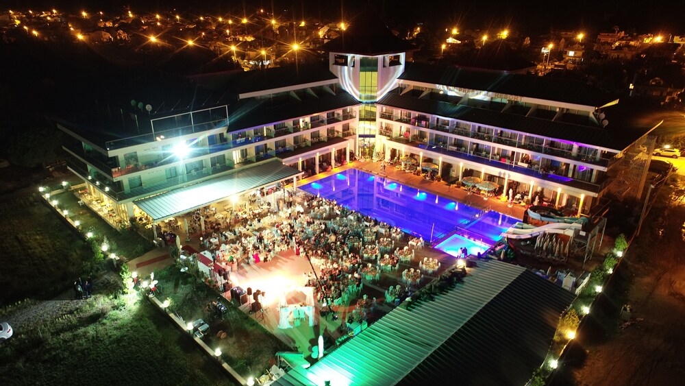 Cetin Prestige Resort 5/49
