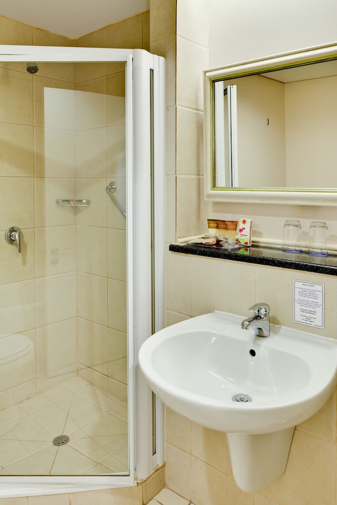 Protea Hotel Bloemfontein 6/37