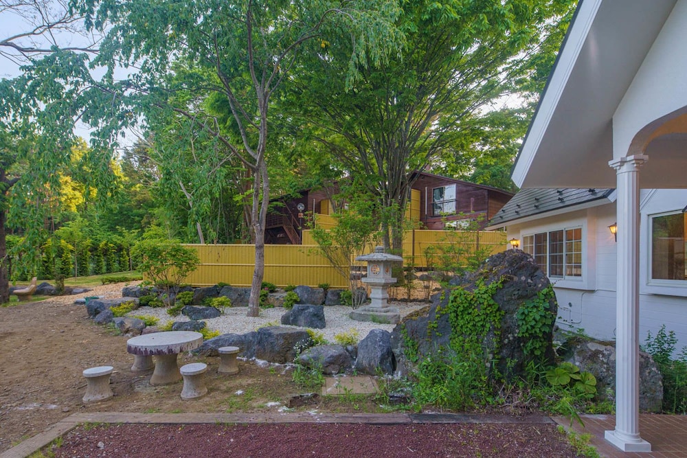 Fujiyama Inn Conifer 43/50