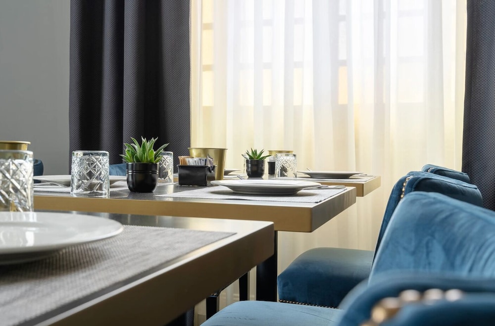 Flom Boutique Hotel 39/50