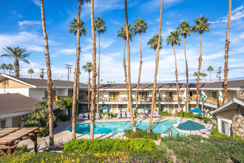 Inn at Deep Canyon 41/71