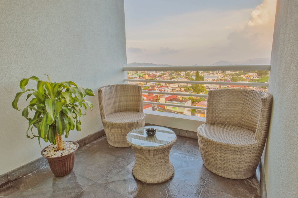Hotel Hb Cordoba 36/53