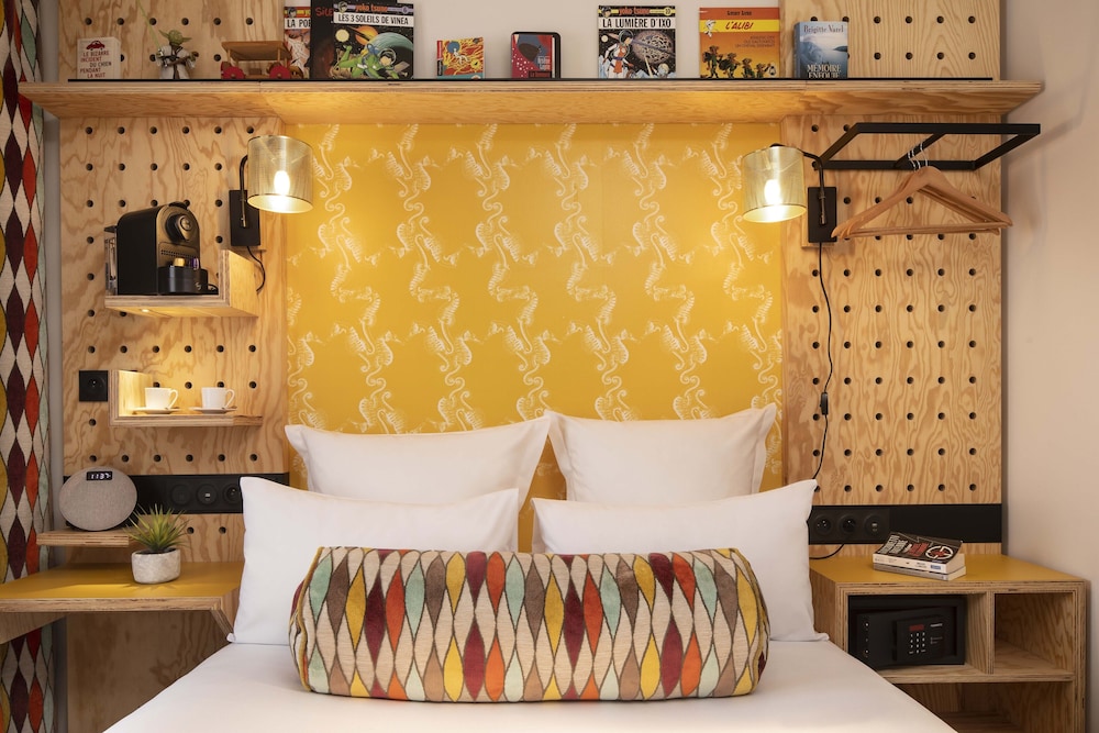 Hotel LOCOMO (ex Adriatic Hotel) 24/74