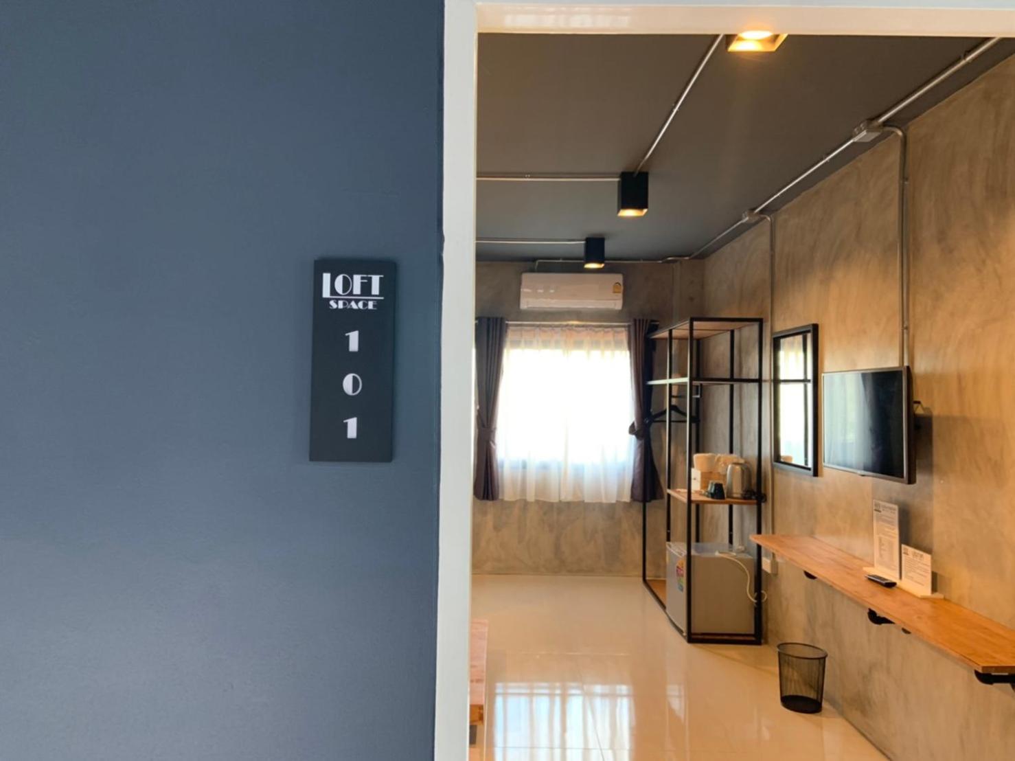 Loft Space Hotel 7/44