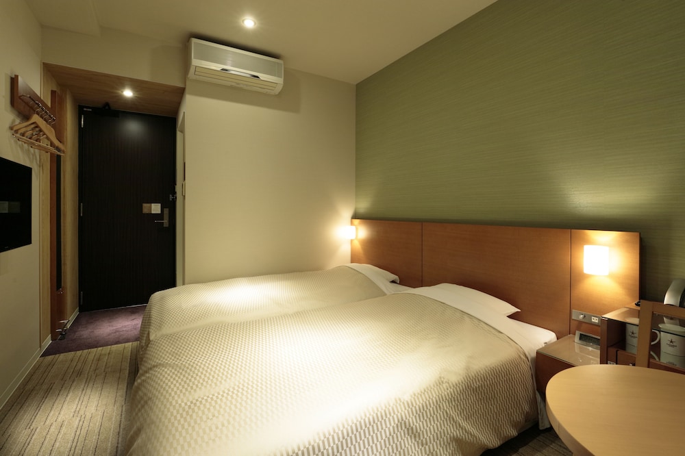 Candeo Hotels Chino 6/60