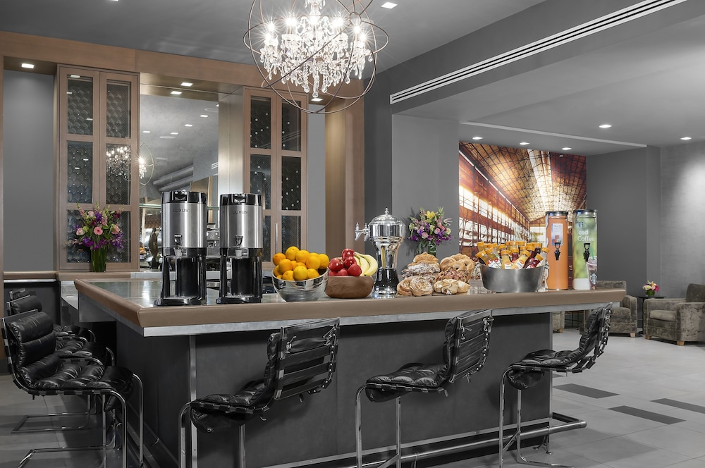 Crowne Plaza Manhattan Times Square by IHG 74/90