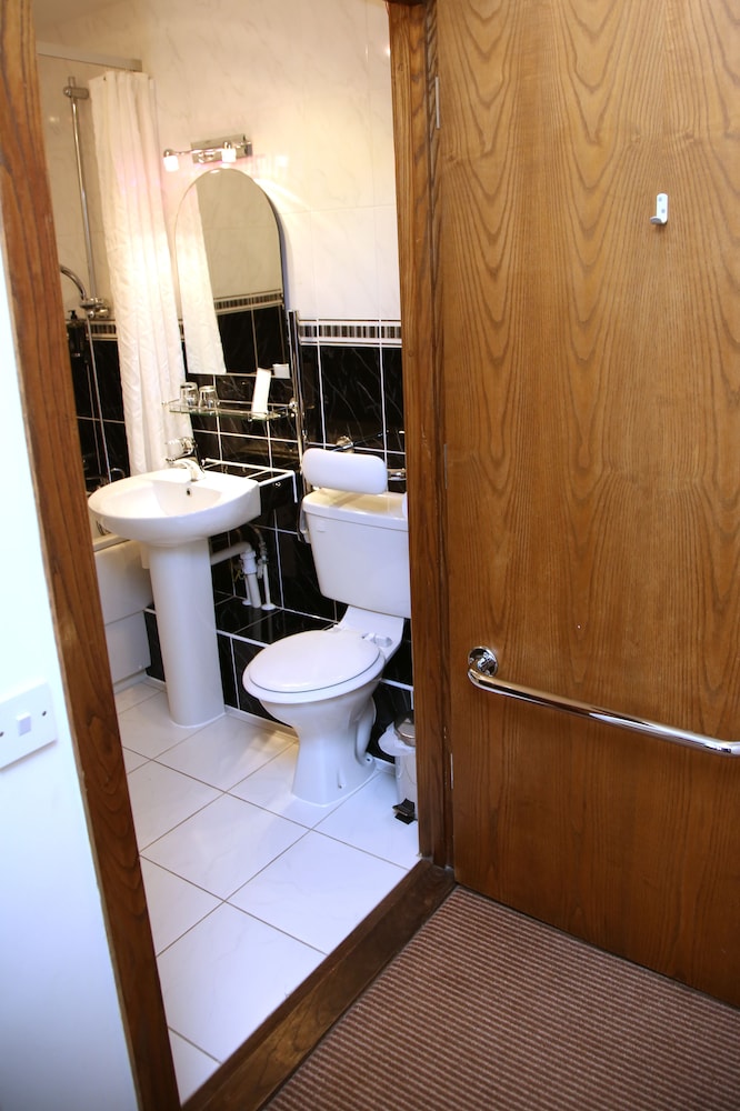 Stanton House Hotel 32/85