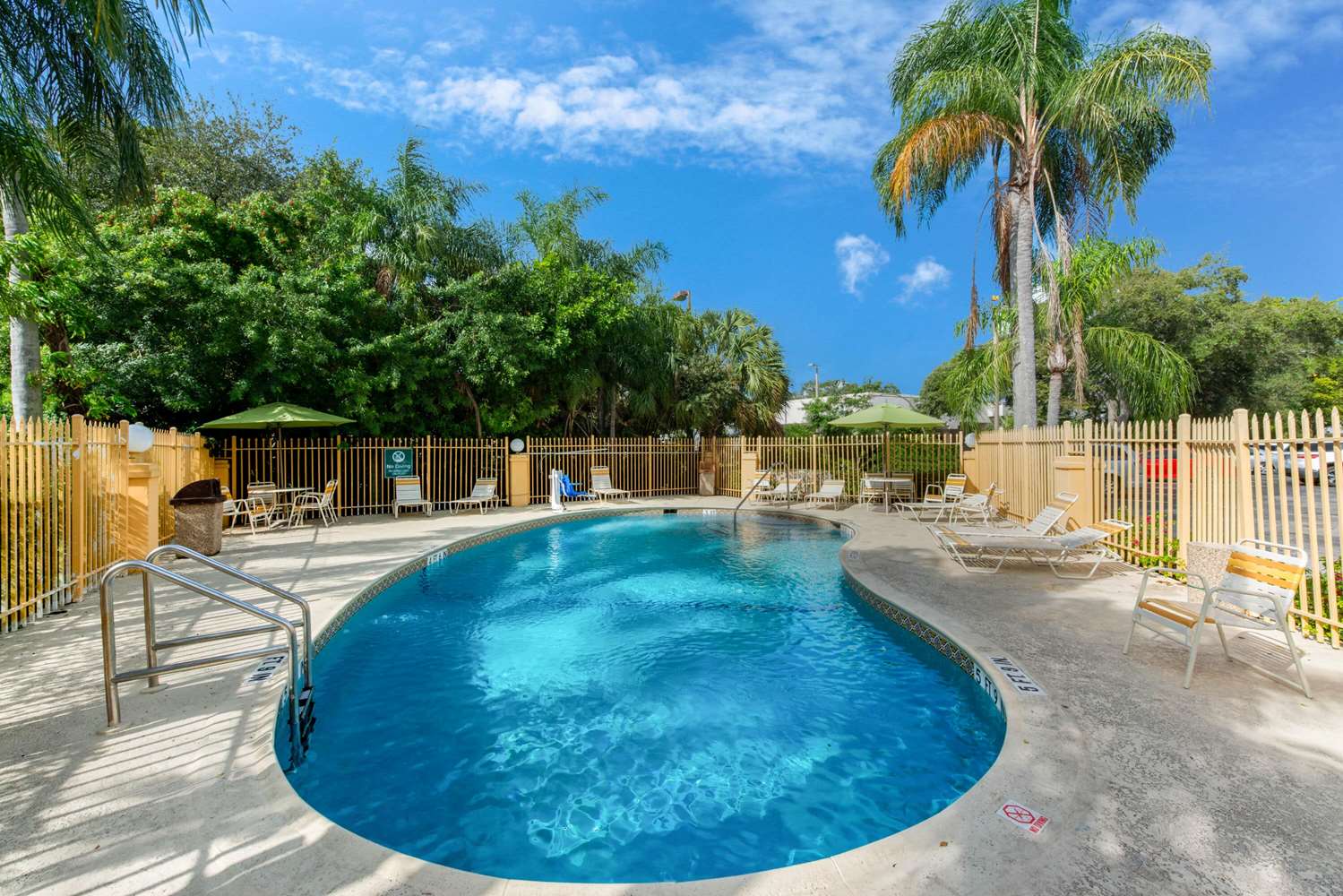 La Quinta Inn by Wyndham Ft. Lauderdale Tamarac East 25/34