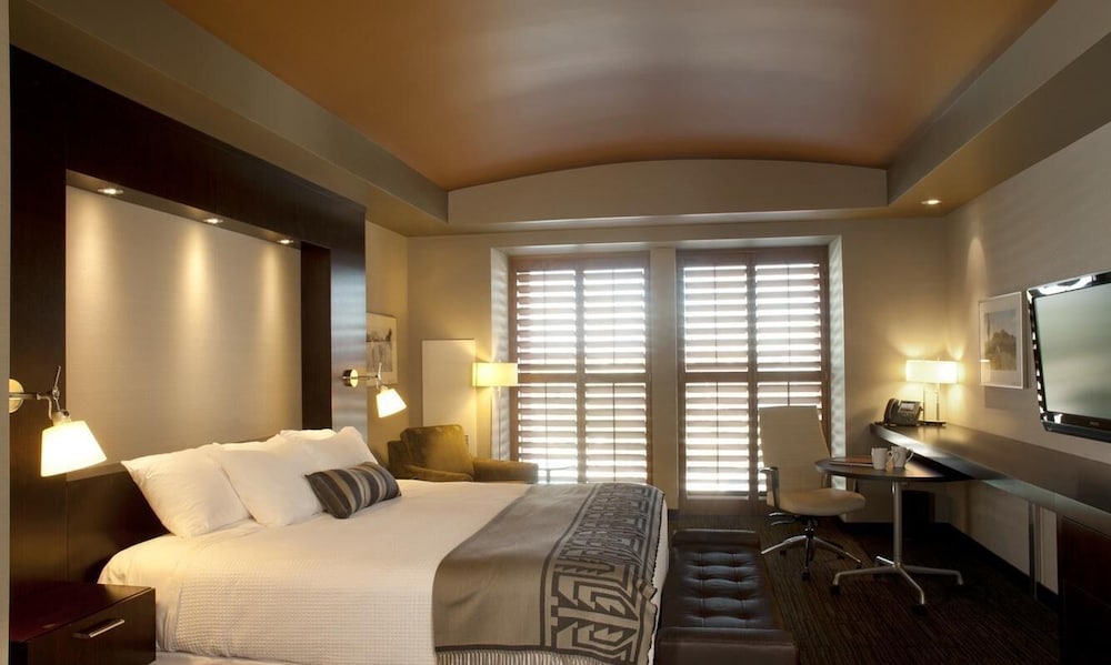 Talking Stick Resort 25/85