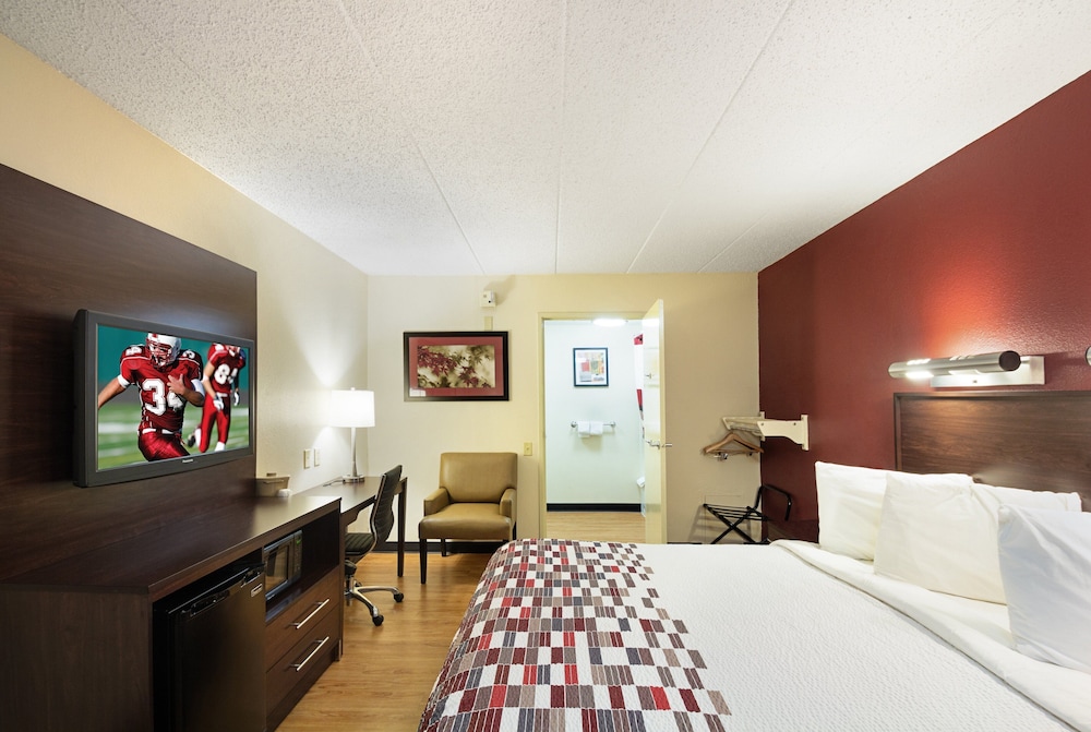 Red Roof Inn Minneapolis Plymouth 14/17
