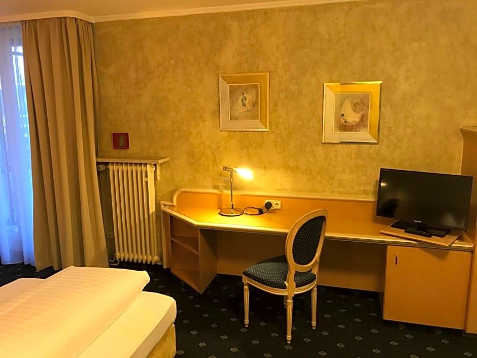 Hotel Ambiente 16/26
