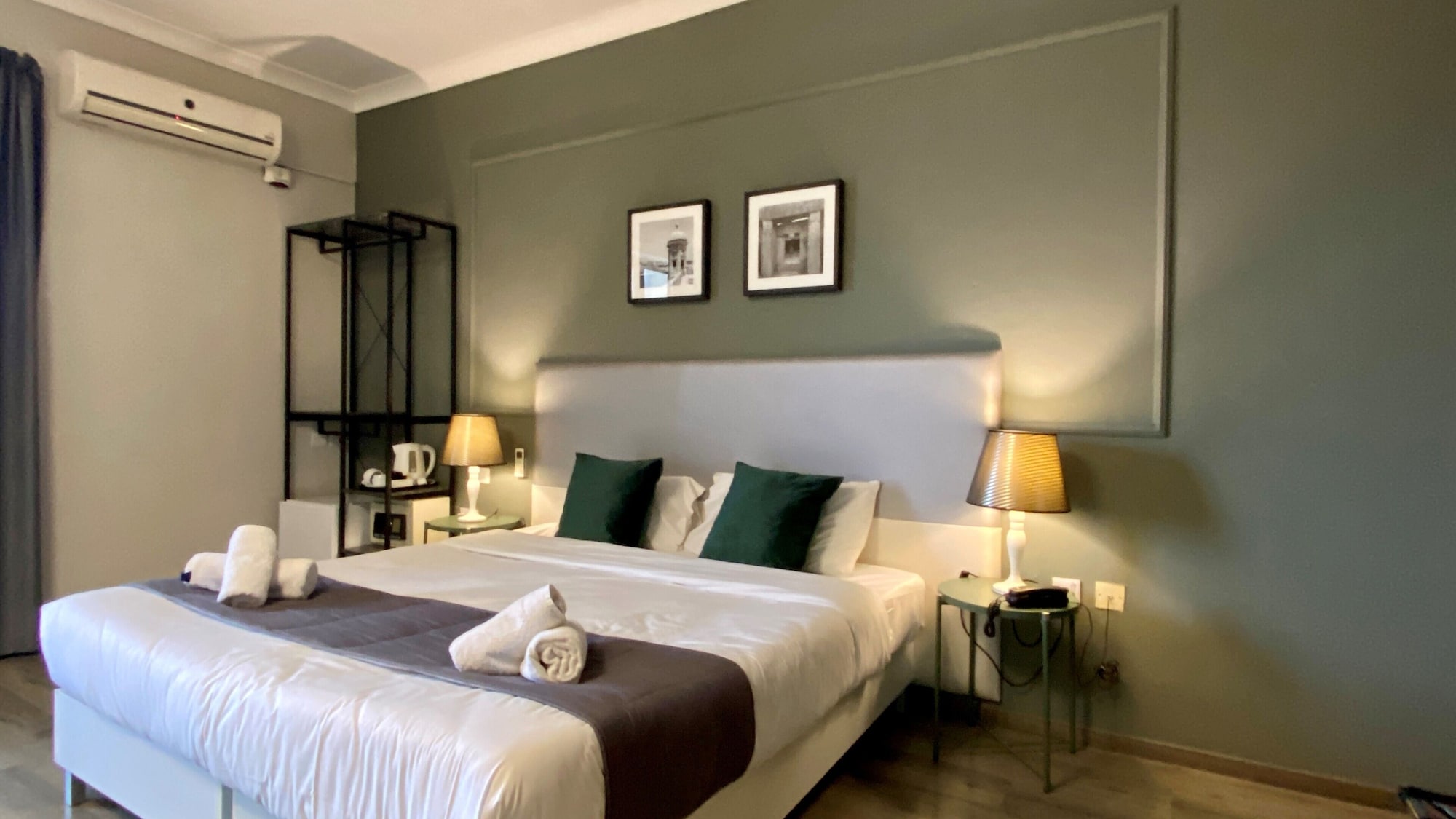ROOM, QUADRUPLE, SEA VIEW