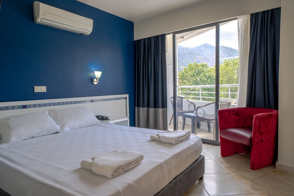 Verde Hotel Adult Only +16 12/24
