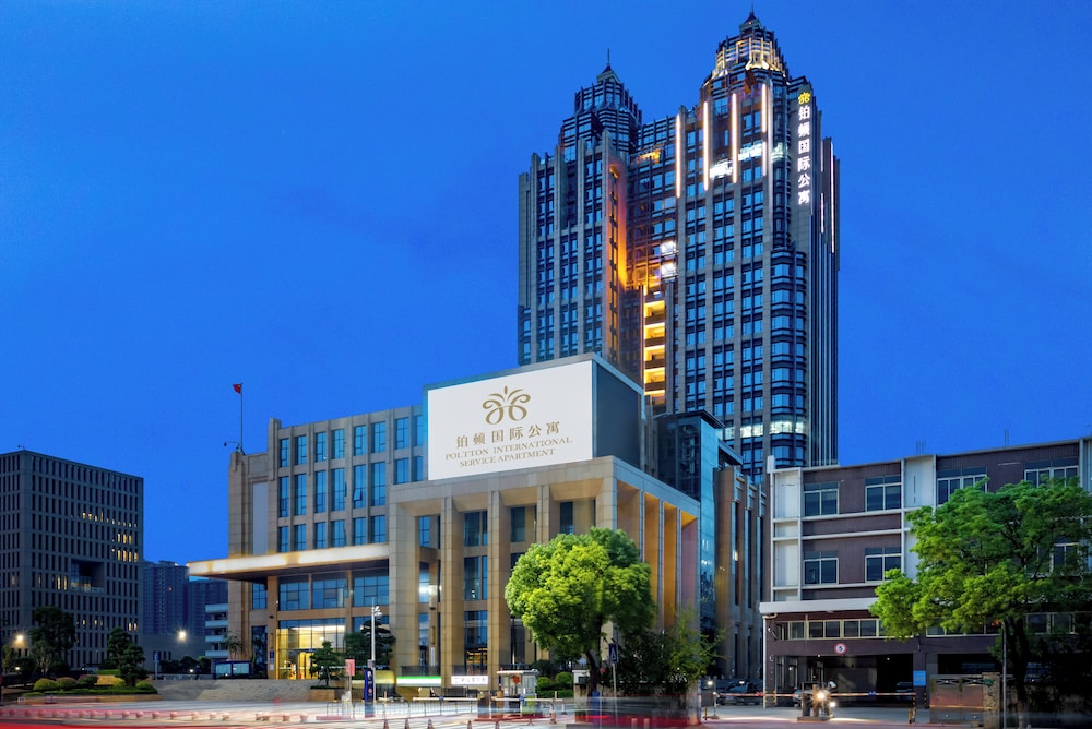 Poltton International Apartment (Guangzhou Panyu Government Affairs Center) 6/47