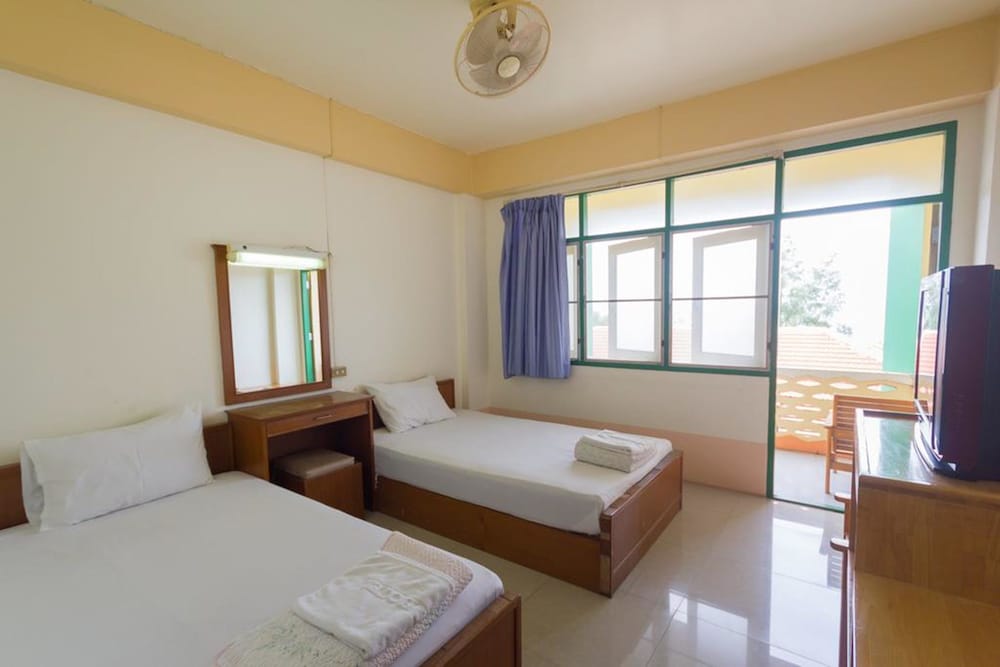 Mont Talay Hotel 8/18