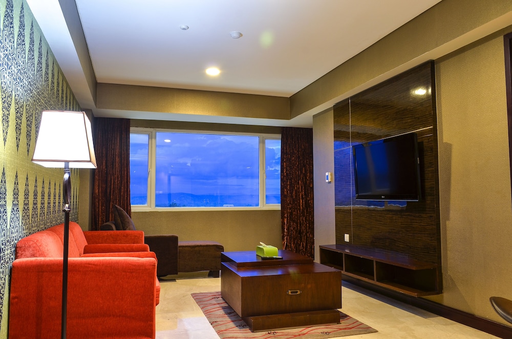 Grand Allison Jayapura 20/31
