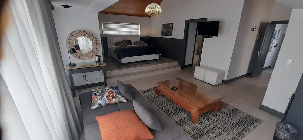 Guesthouse Indongo 15/23