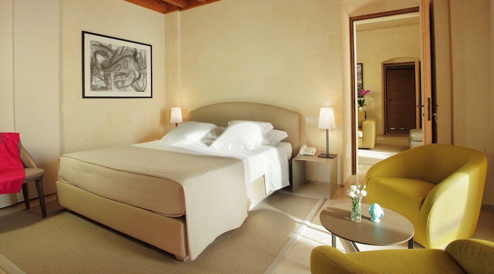 La Fiermontina Luxury Home Hotel 20/77