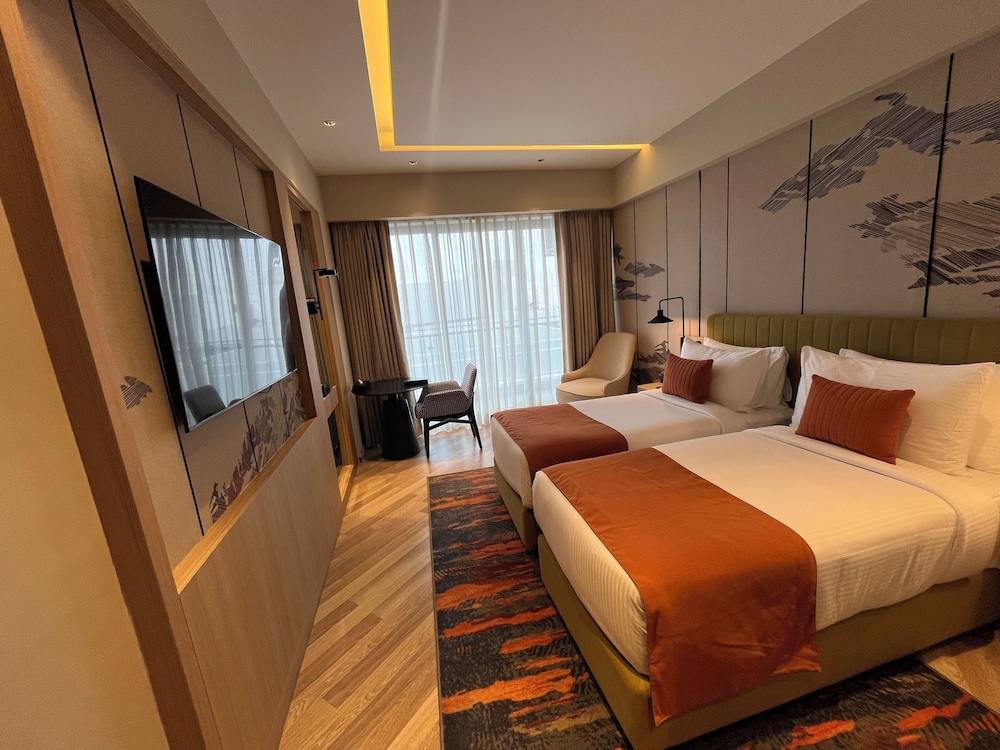 Standard, Twin Beds