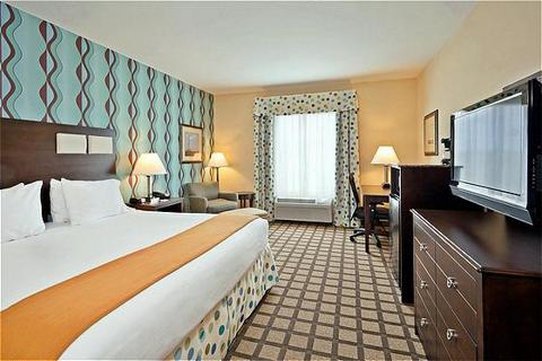 Holiday Inn Express Suites Atlanta Southwest Fairburn 12/45