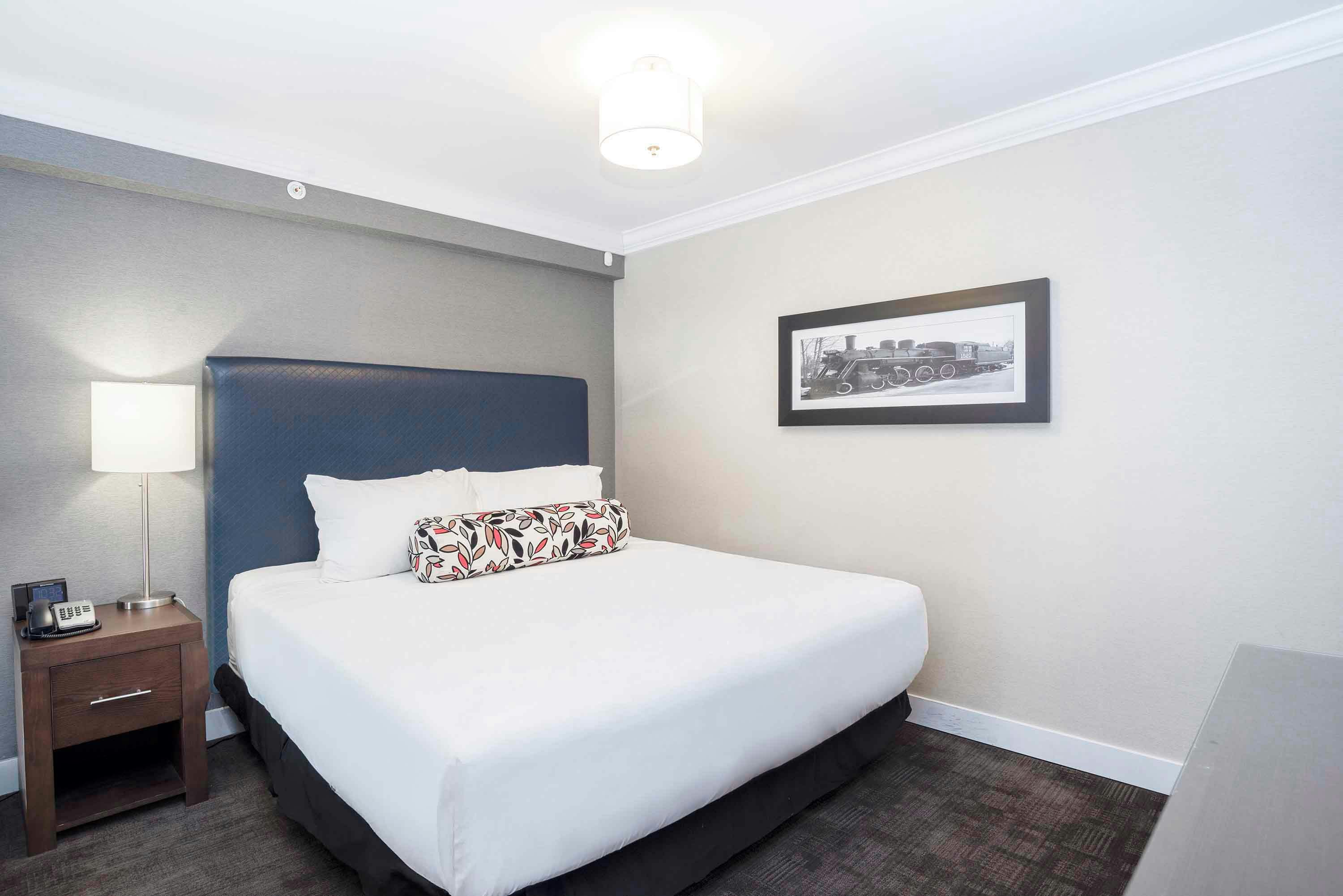 Loft, Suite, King Bed, Kitchenette