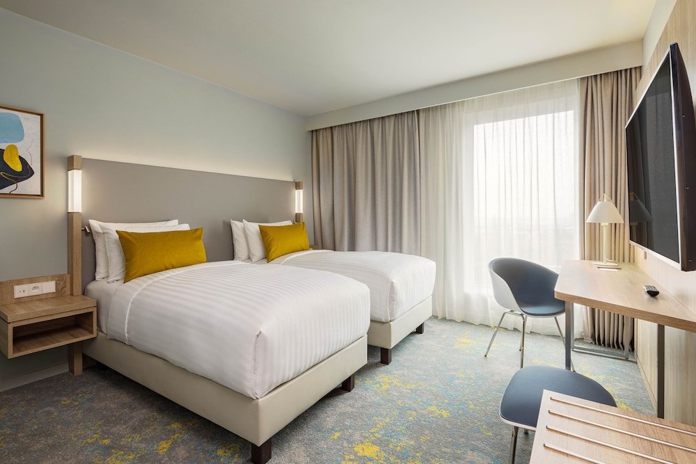 Courtyard by Marriott Paris Charles de Gaulle Central Airport 3/31