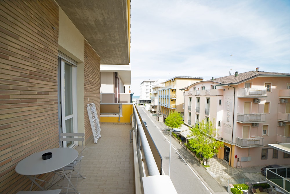 Hotel Ischia 64/65