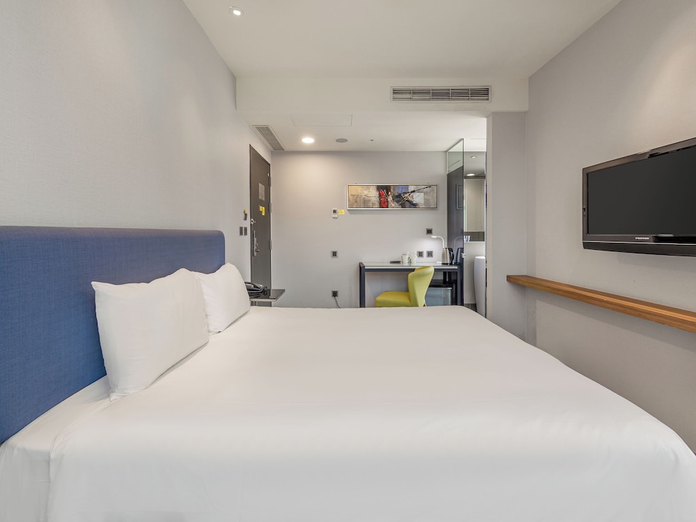 SUPERIOR, DOUBLE BED