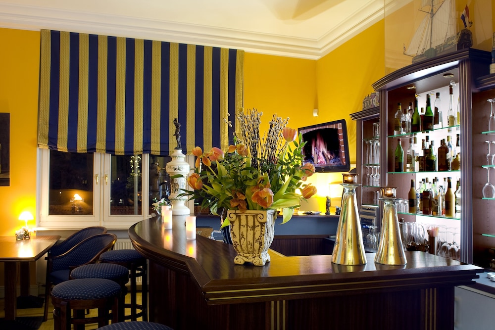 Hotel Villa Monte Vino 32/50