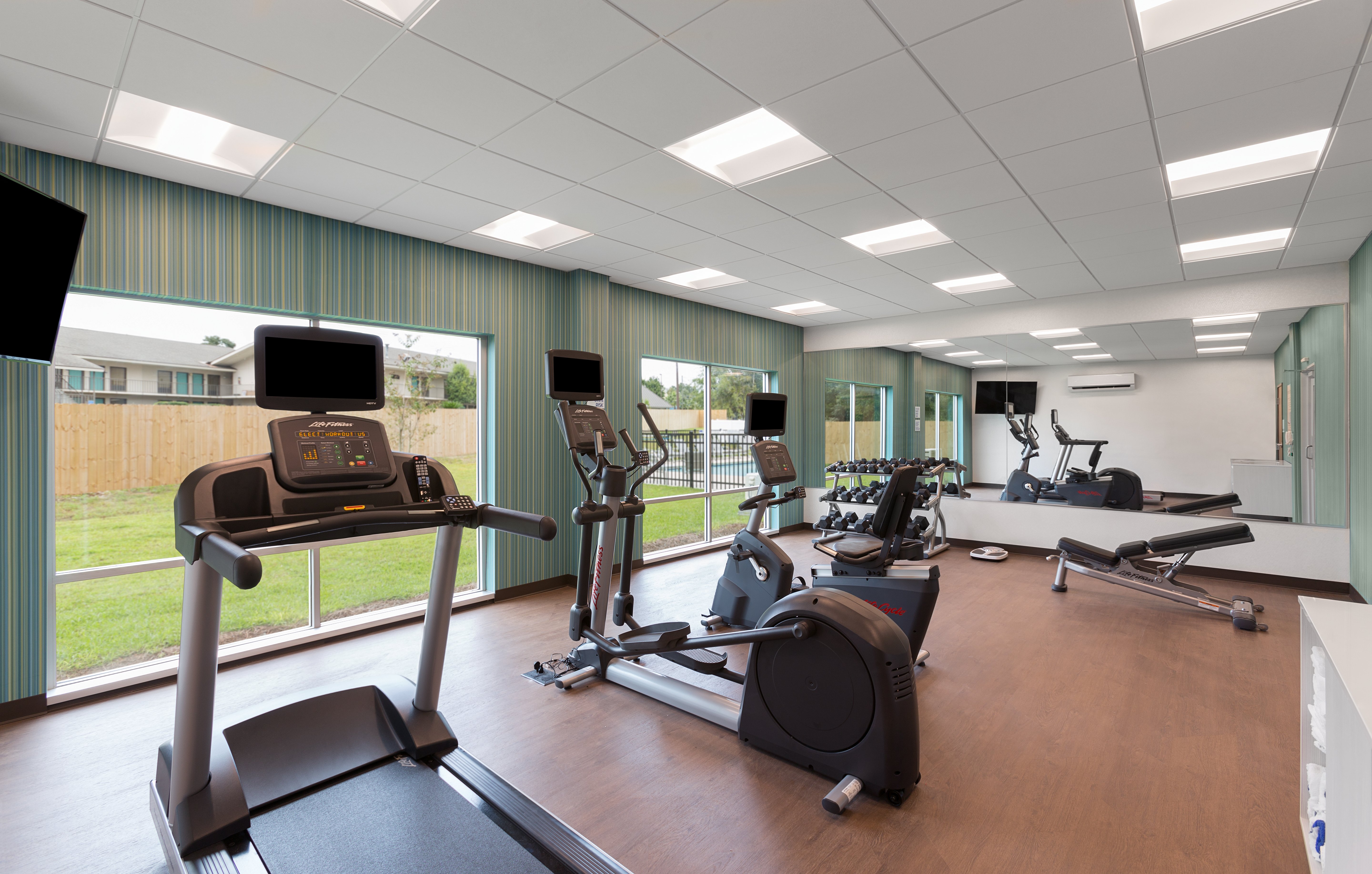 Holiday Inn Express Lake Park 27/41