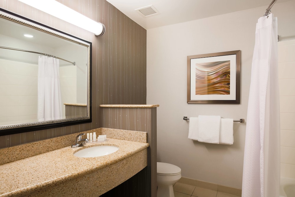 Courtyard By Marriott Chico 11/66