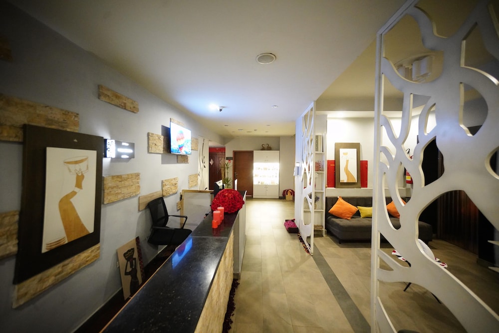 Mado Hotel 54/66