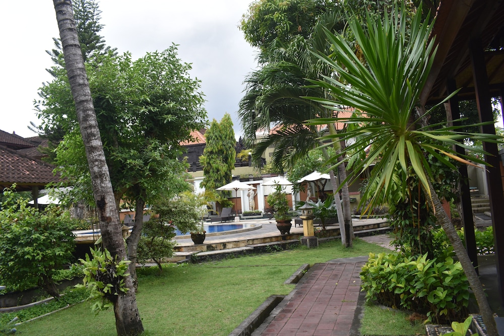 Bendesa Accommodation 52/64