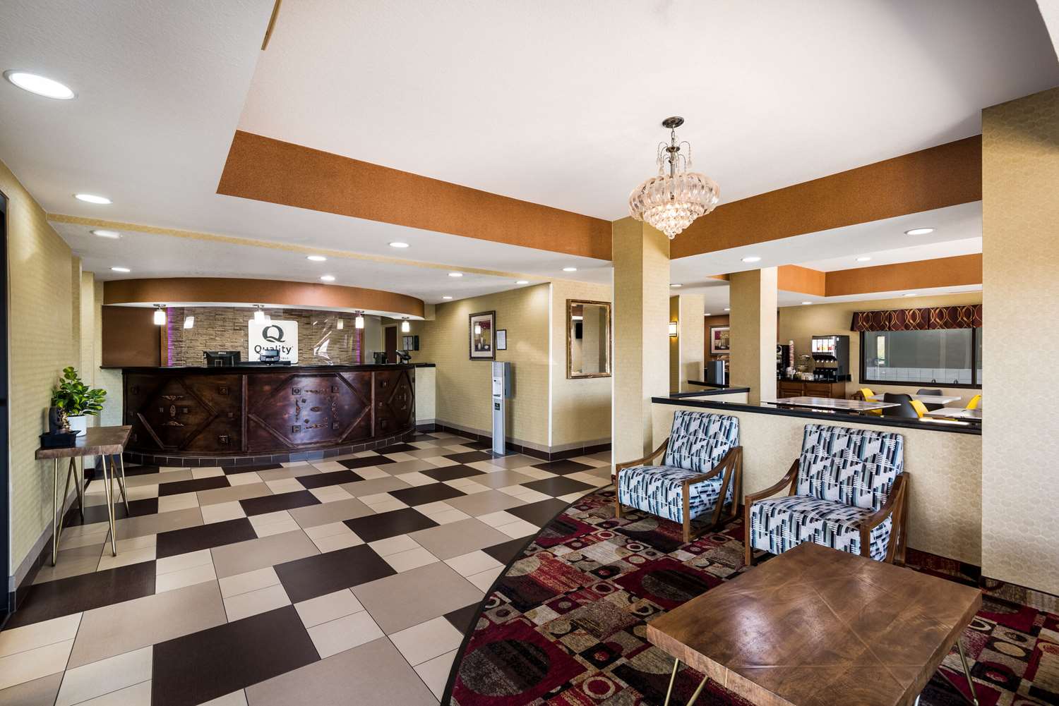 Quality Inn Des Moines North 5/27