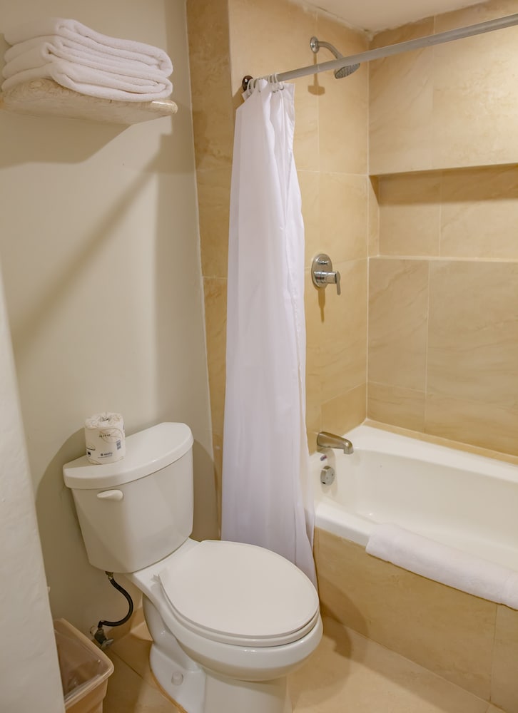 Reef Yucatan All Inclusive Hotel and Convention Center 48/50