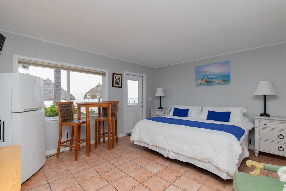 Sunset Cove Beach Resort 13/46
