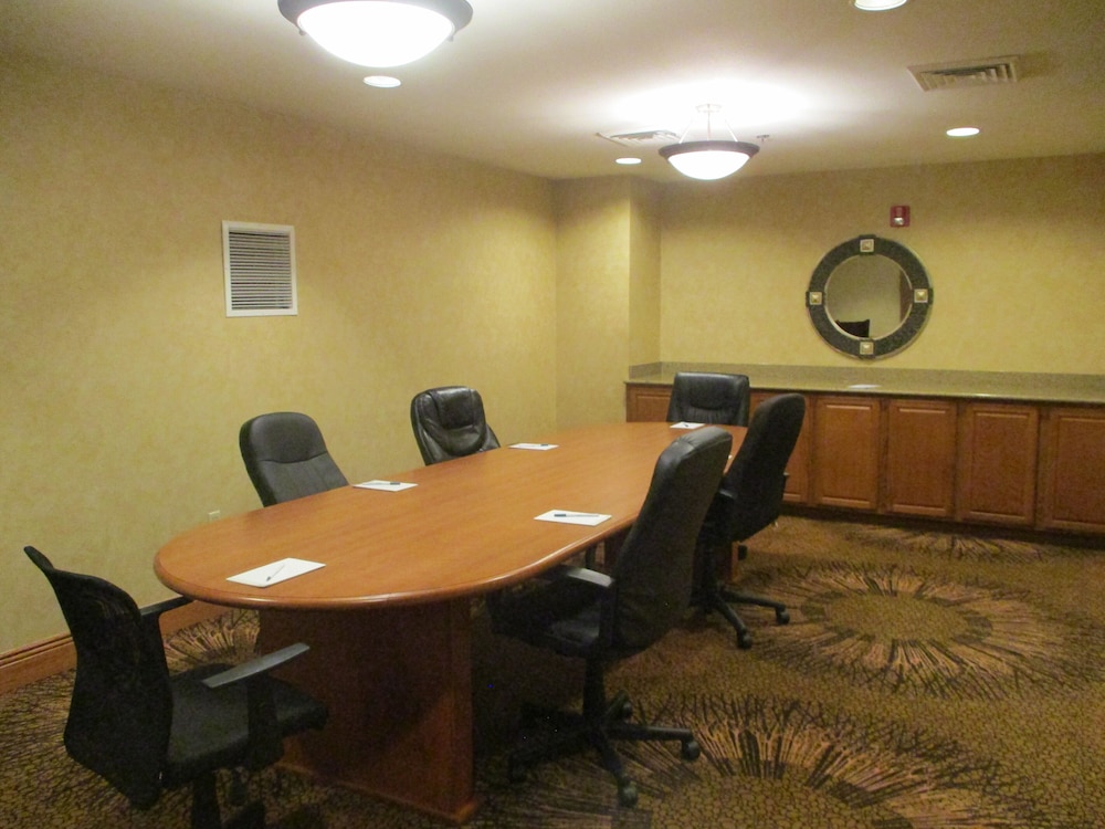 Hyatt House Colorado Springs Airport 39/42