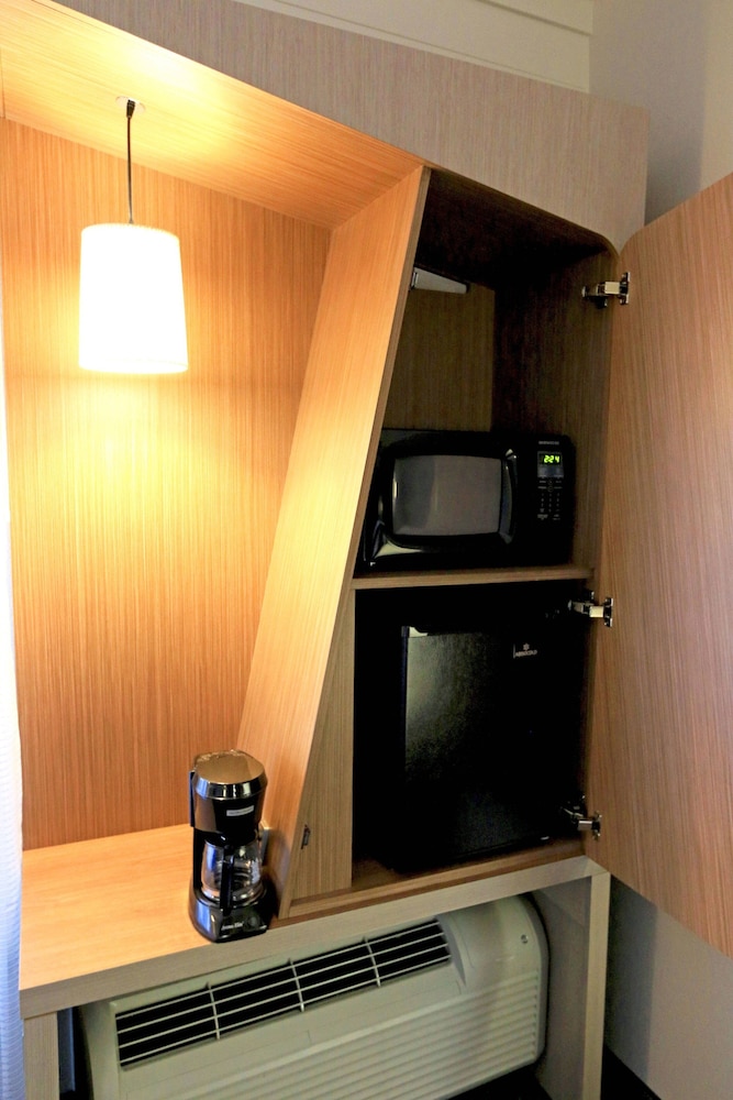 Courtyard By Marriott Austin Round Rock 24/54