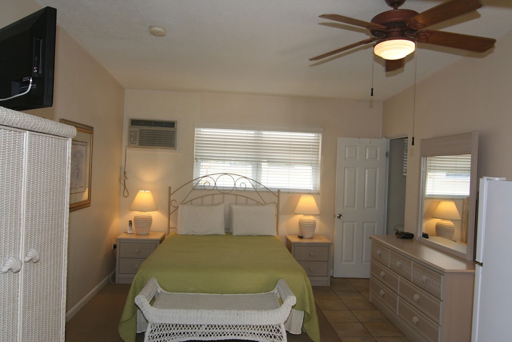 Venice Beach Villas 13/61