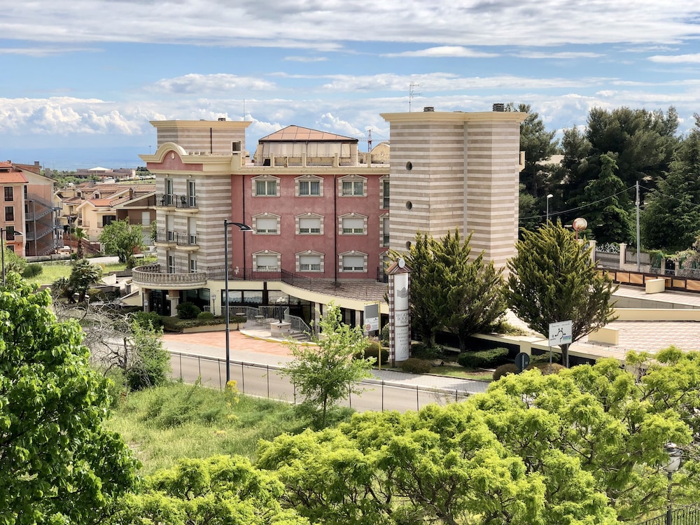 San Giovanni Rotondo Palace 6/76