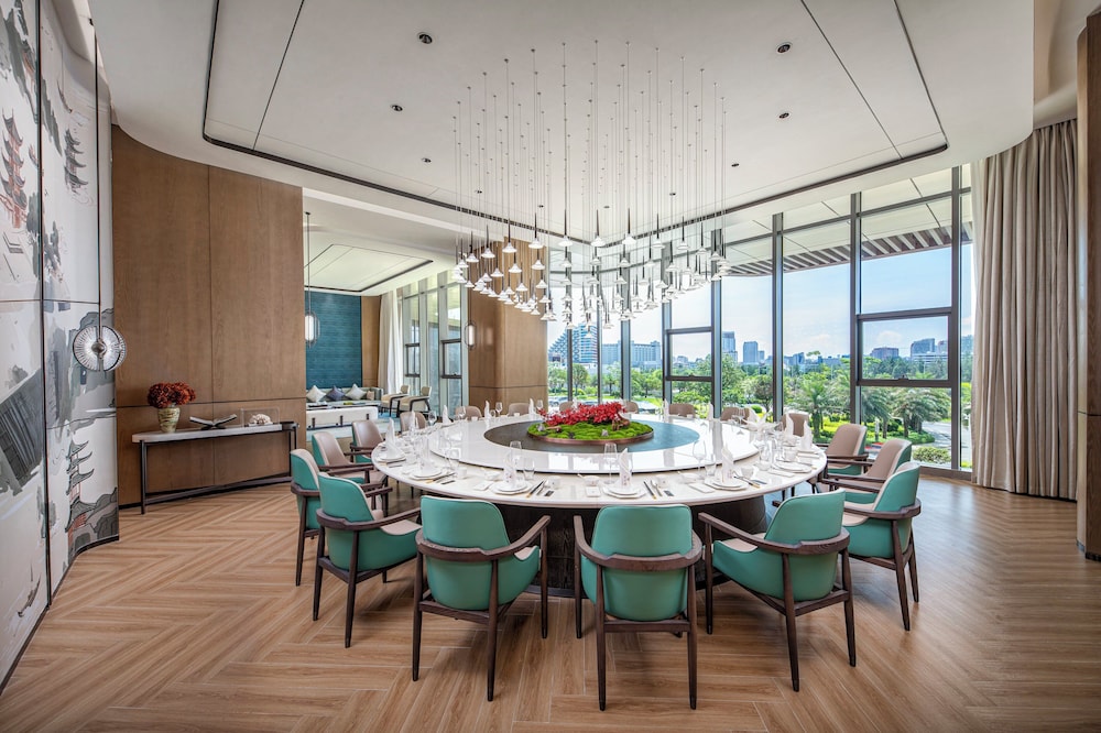 Holiday Inn Beihai Silver Beach by IHG 15/36