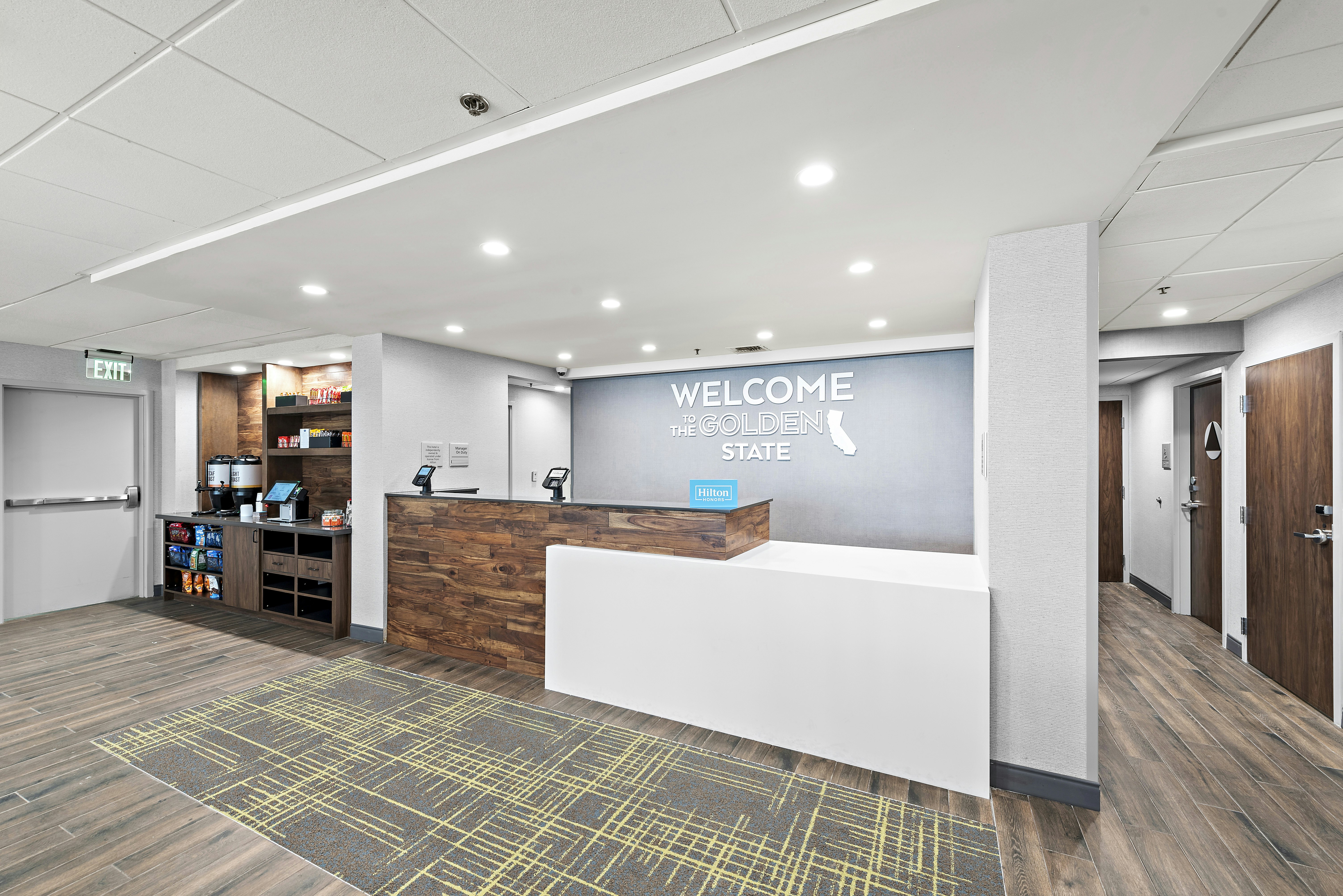 Hampton Inn by Hilton Los Angeles Airport 6/44