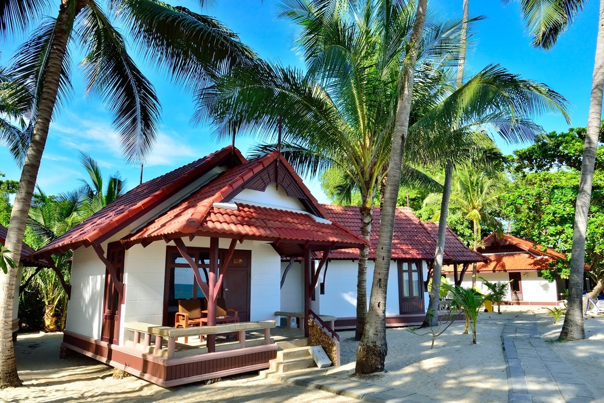 First Bungalow Beach Resort in KOH SAMUI