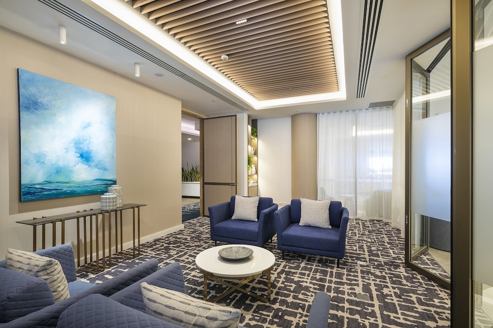 InterContinental Sydney Coogee Beach by IHG 51/80