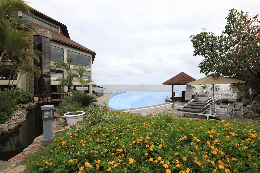 Malaika Beach Resort 42/50