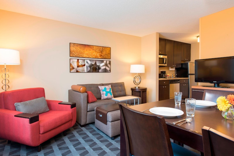 TownePlace Suites by Marriott Kalamazoo 14/24