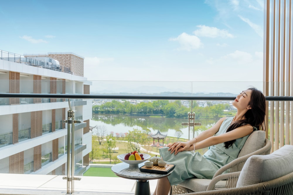 Hyatt Regency Huangshan Hengjiangwan 39/65